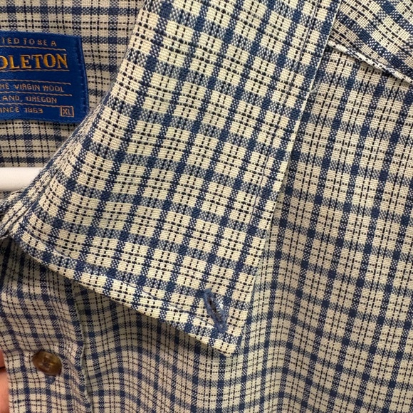Vintage Men’s Pendleton Plaid Shirt - White and Blue plaid - Picture 6 of 9
